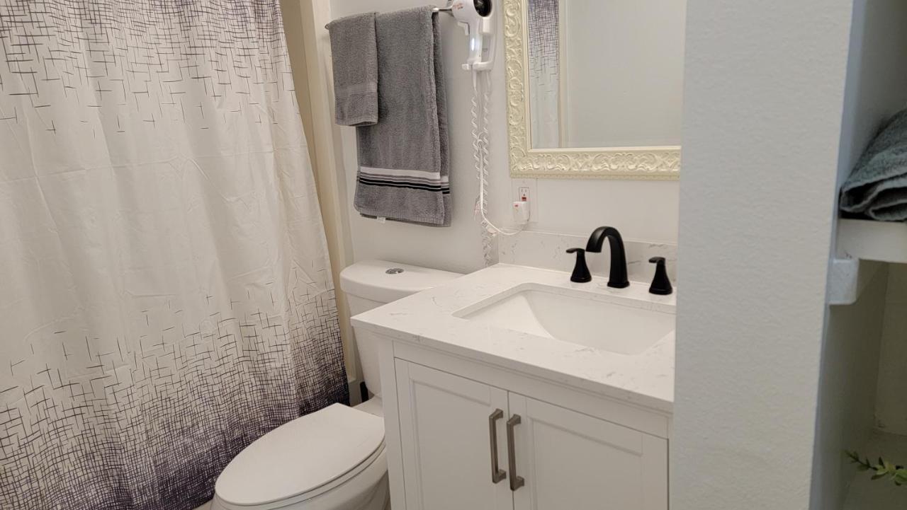 Comfy & Convenient 1Br Apartment Near Oaks Mall & Medical Center Fast Wifi Gainesville Exteriör bild